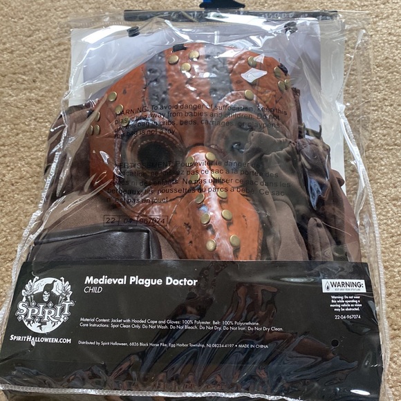 Medieval plague doctor - Picture 2 of 4